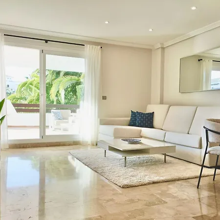 Апартаменти Casa Selwo Hills *
